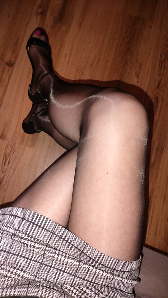 1000025189.jpg - Kamila_tranny4u