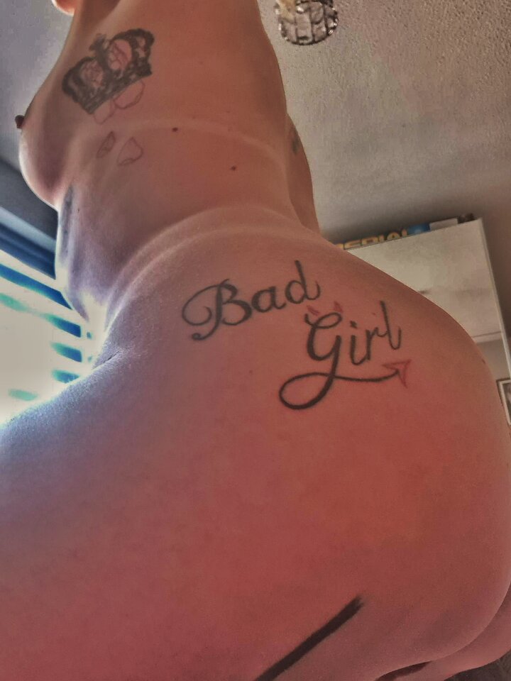 received_607790074494282-01.jpeg - HotAgnes