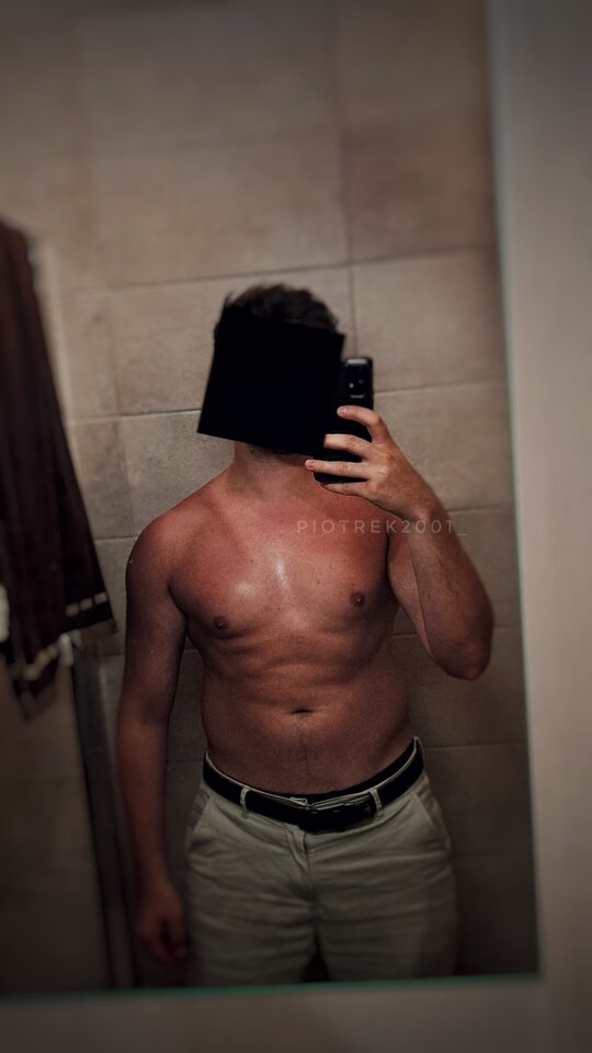 Mirror.jpg - 2001Piotrek_