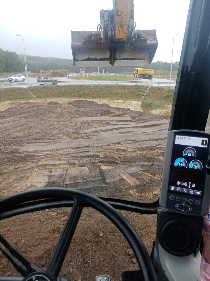 17279407653971775057147365775942.jpg - VolvoFh42017