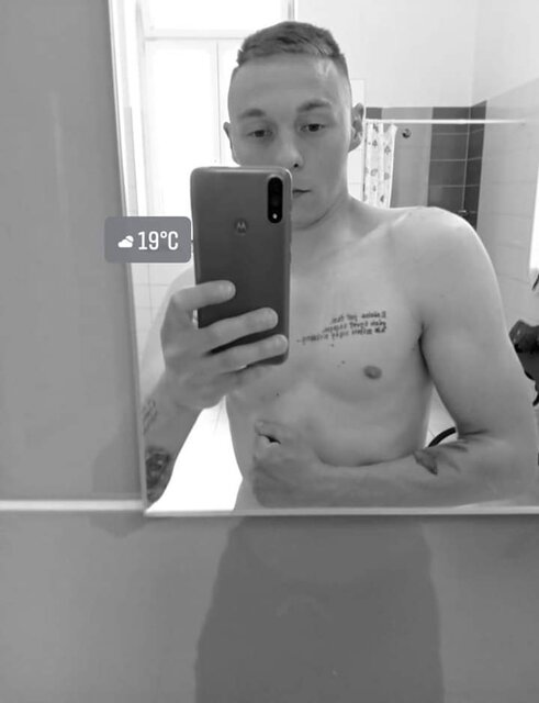 1000000114.jpg - SpragnionySeksu93