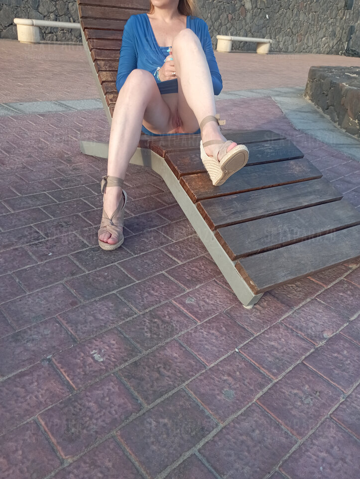 1000312050.jpg - sexypara20