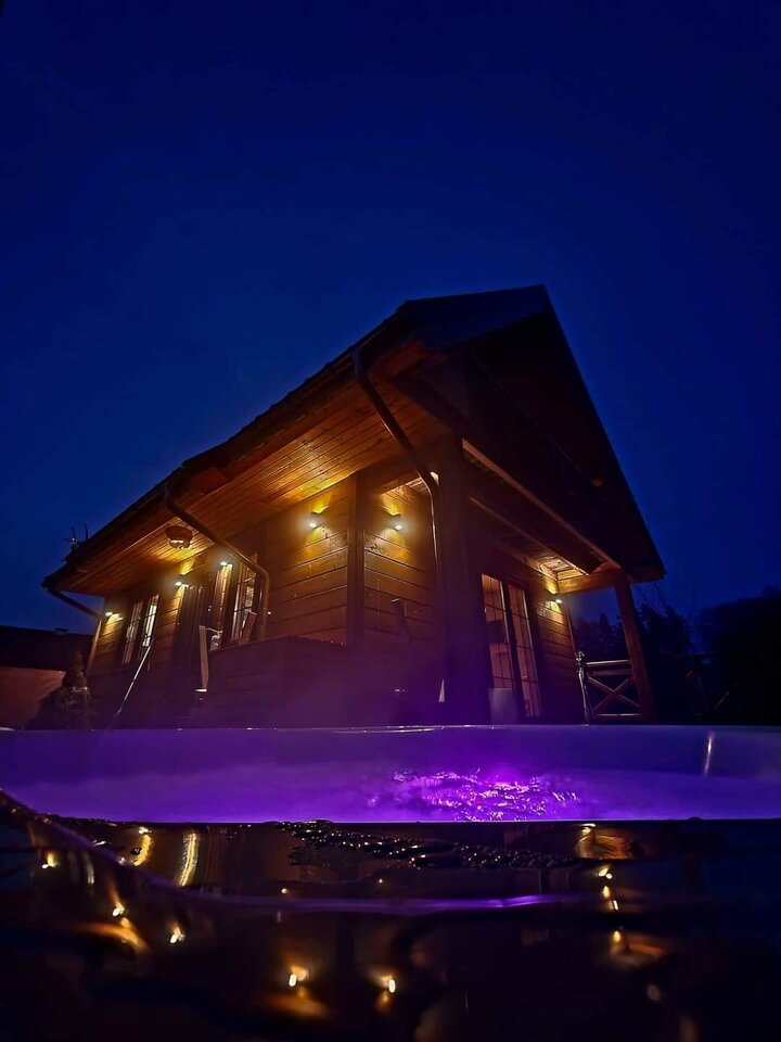 1000008405.jpg - KRISELLALUBLIN