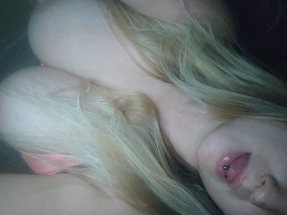 attach.jpeg - NieGrzecznaSuka95