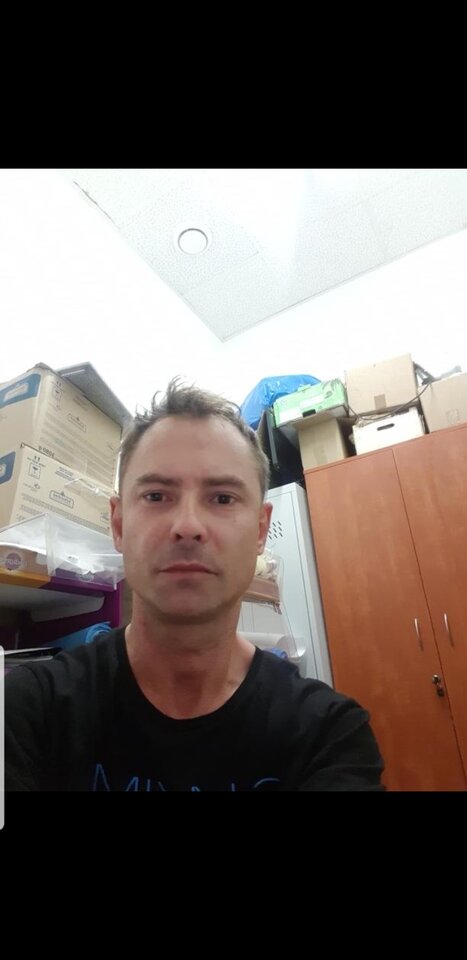 Screenshot_20200113-174212_Grindr.jpg - Chetny3015