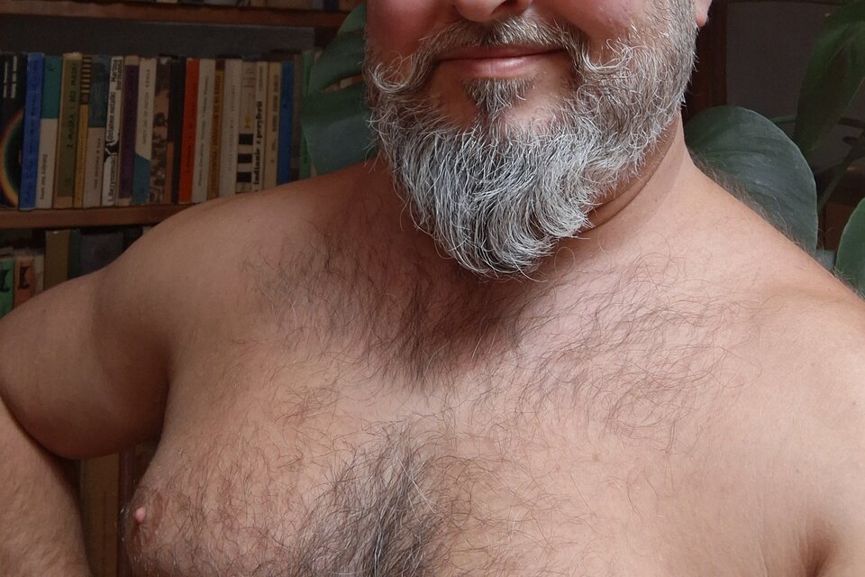1000012056.jpg - gregory42