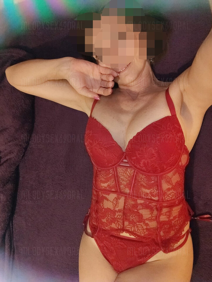 Miłego leniwego weekendu  życzymy 💋 - Mlodysex69oral