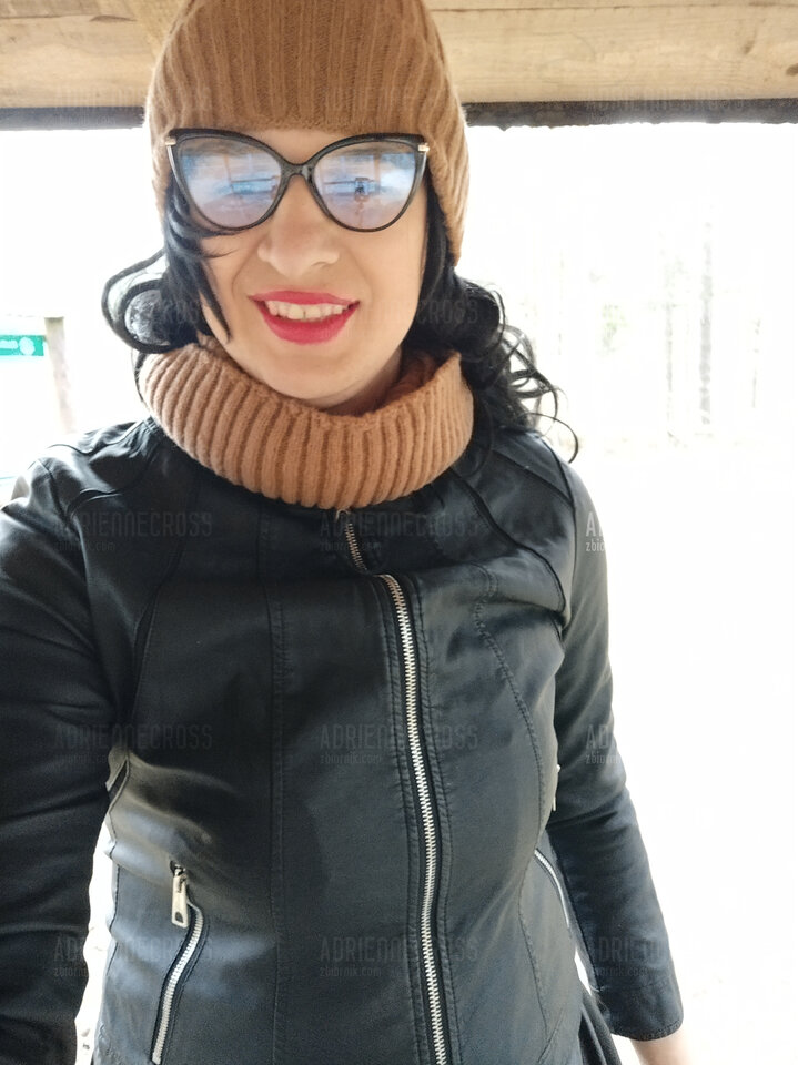 IMG_20241109_145127.jpg - Adriennecross