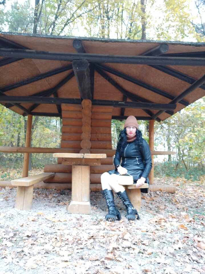 IMG_20241109_153854.jpg - Adriennecross