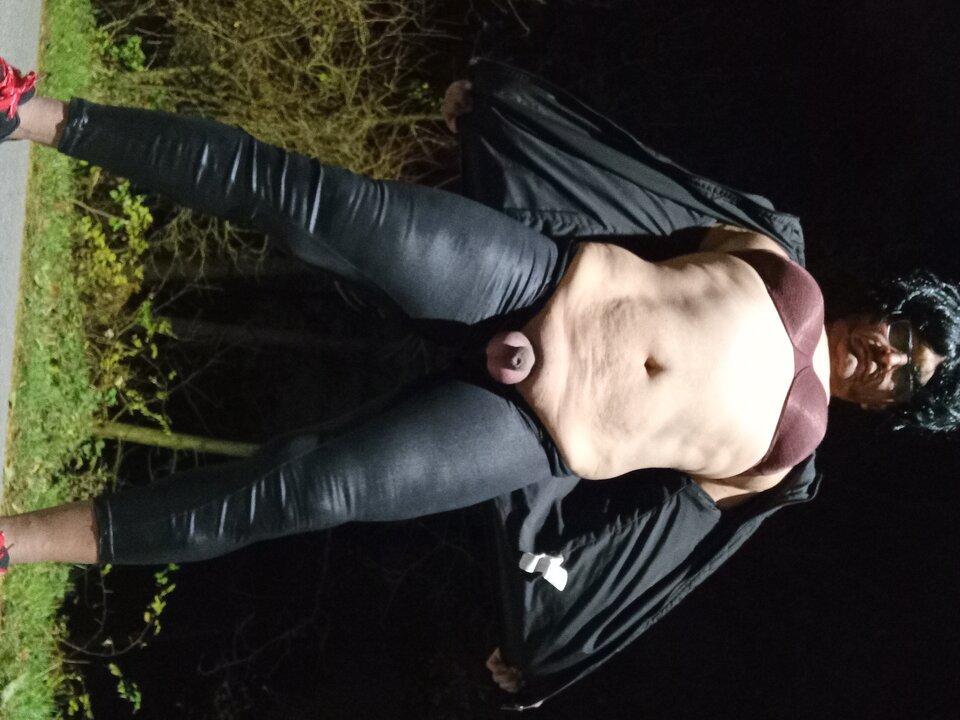 1000056751.jpg - lickemydick