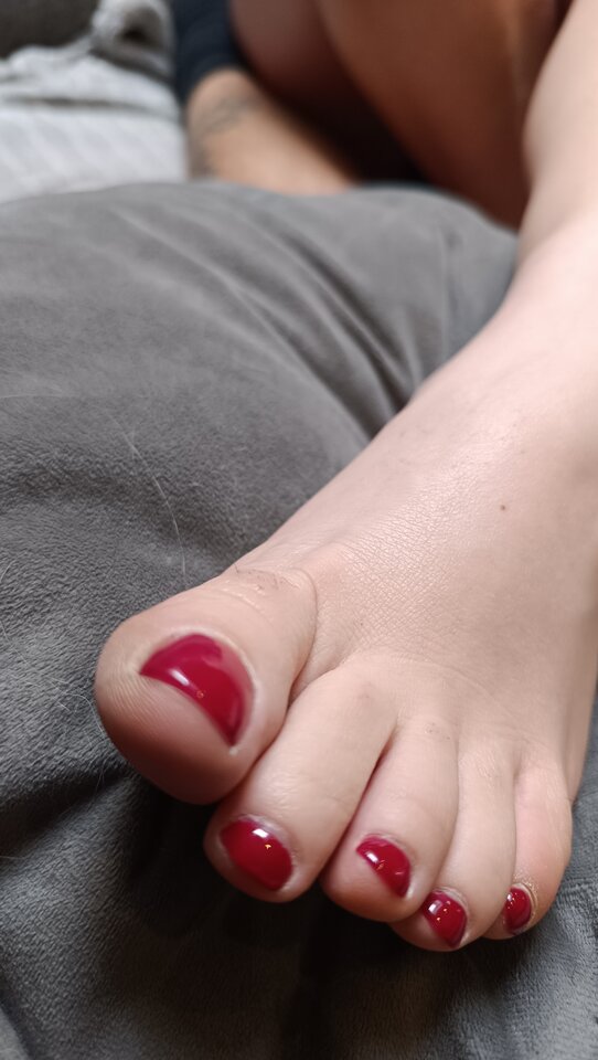 1000000996.jpg - sweetfeet10
