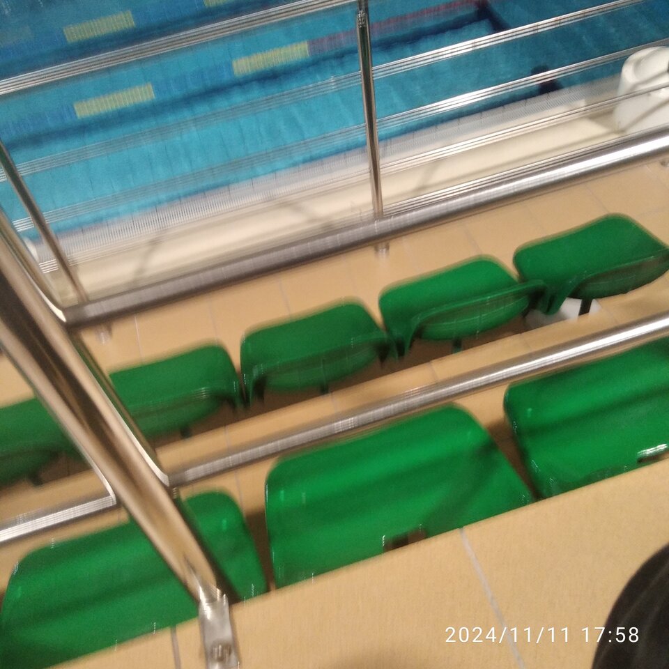 17313443058673060041776579135089.jpg - Lickiper