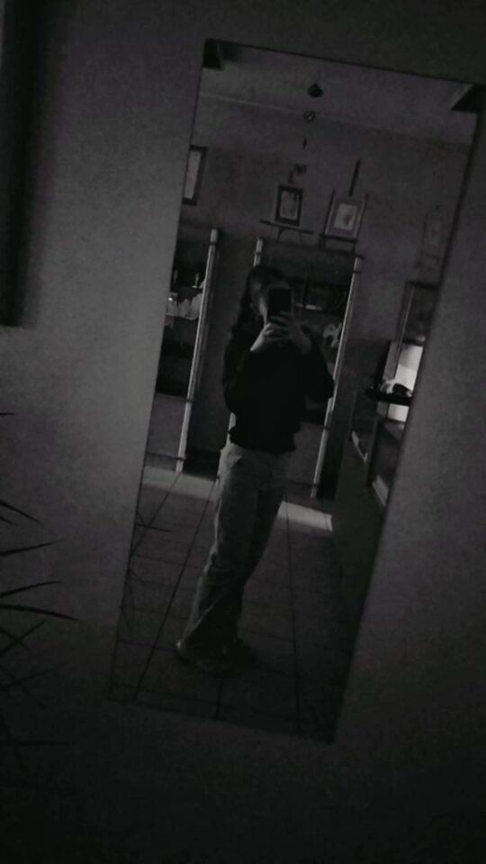 Messenger_creation_6DD2E5C6-581F-402D-8EBE-C7C9E2C56980.jpeg - Sexyy14